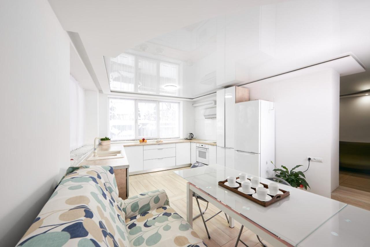 Квартира Для Вас! Вул. Голинського, 8! Apartment Liov Exterior foto