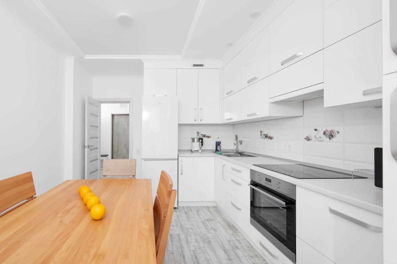 Квартира Для Вас! Вул. Голинського, 8! Apartment Liov Exterior foto