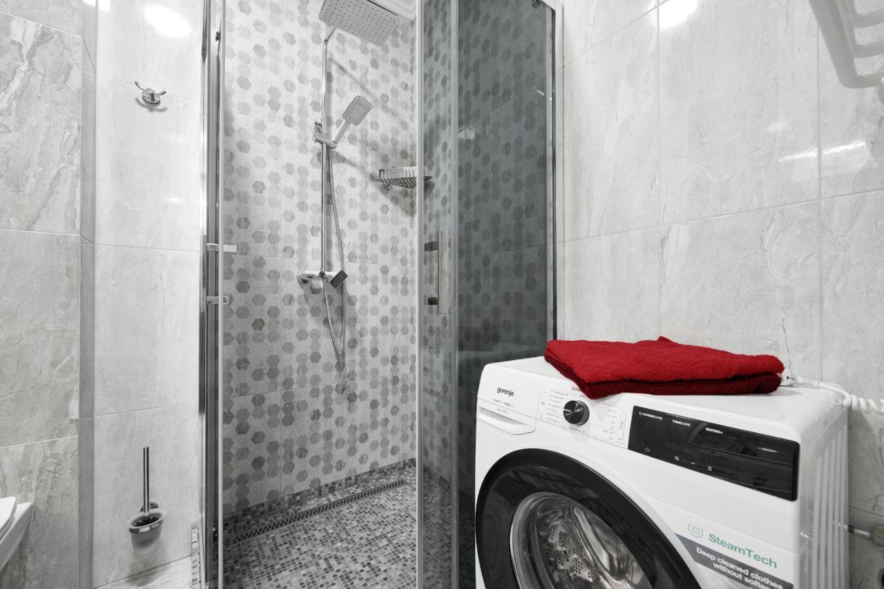 Квартира Для Вас! Вул. Голинського, 8! Apartment Liov Exterior foto
