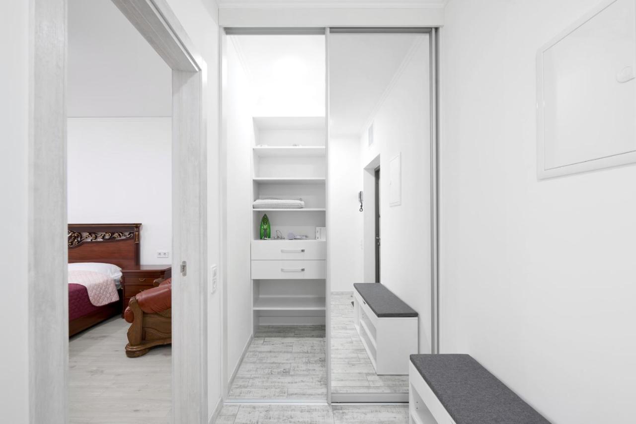 Квартира Для Вас! Вул. Голинського, 8! Apartment Liov Exterior foto